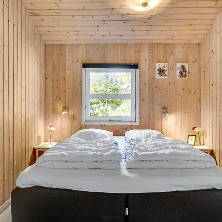 Ferienhaus 4 Bedroom Amazing In Hadsund *