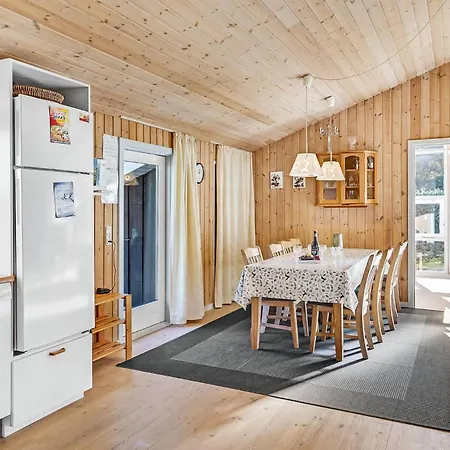 Cozy In Hadsund With Sauna * Øster Hurup
