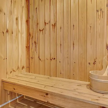 Cozy In Hadsund With Sauna * Øster Hurup